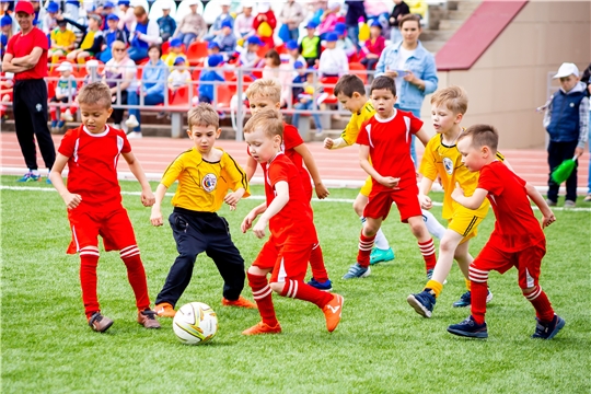 Спорт – норма жизни: в столице Чувашии прошел детский фестиваль «Футбольная лига дошколят»