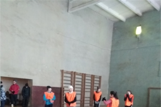 В спортзале села Ковали прошел мини-футбол