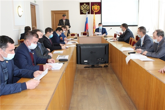 Состоялось шестое заседание Урмарского районного Собрания депутатов