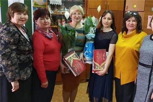 Урмарскими  учителями славится Россия, ученики приносят славу ей!!!
