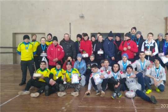 Мини-футбол, посвященный памяти А. Смирнова, героически погибшего в локальных конфликтах в Чеченской Республике