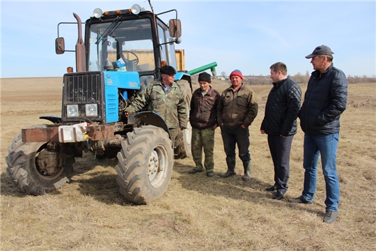 Труженики полей Урмарского района вступили в посевную кампанию