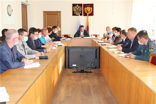 Состоялось внеочередное заседание  Комиссии по чрезвычайным ситуациям и обеспечению пожарной безопасности Урмарского района