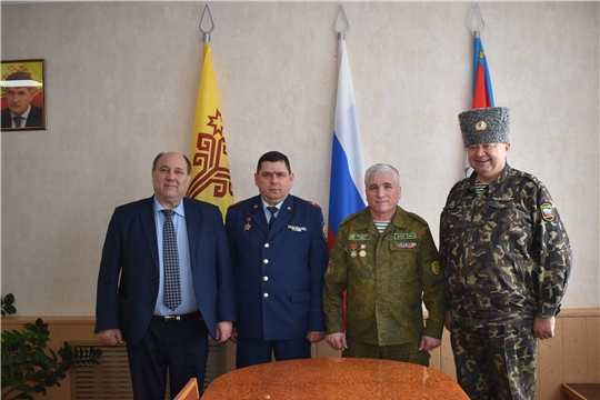 Председатель ЧРООП «Пограничное братство» Анатолий Шорников посетил Ядринскую районную администрацию Чувашской Республики