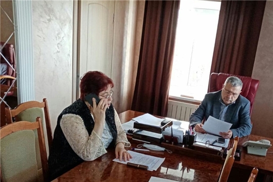 Председатель Общественного совета Ядринского района Долгова В.Н. обсудила волнующие жителей города вопросы с депутатом Государственного Совета Чувашской Республики Павловым В.М.