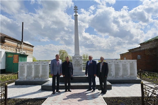 Ко Дню Победы в селе Байглычево благоустроилась территория обелиска ветеранам Великой Отечественной войны