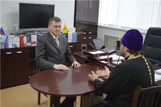 В канун Крещения Господне священник посетил администрацию района