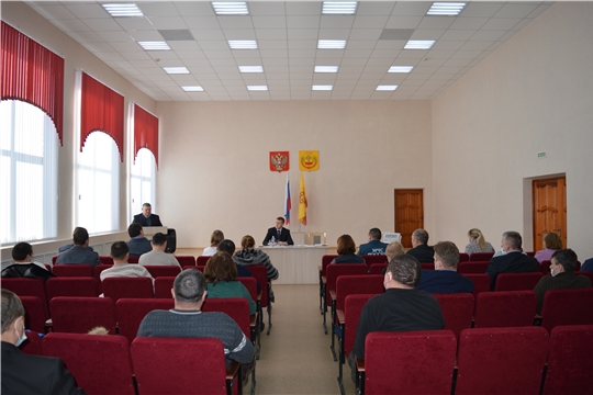 В Янтиковском районе обсудили вопросы организованного проведения весенних полевых работ