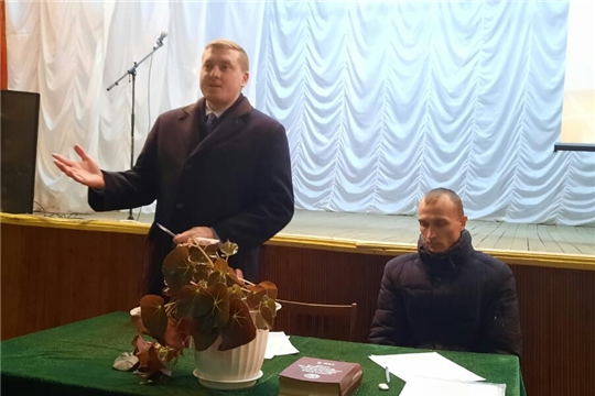 Глава администрации Янтиковского района Владимир Михайлов встретился с жителями населенных пунктов Шимкусского сельского поселения