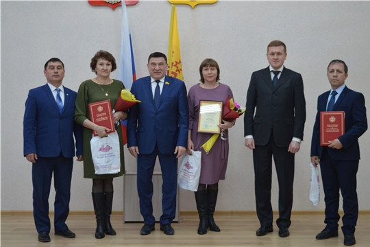 В Янтиковском районе прошло торжественное мероприятие, посвященное празднованию Дня местного самоуправления