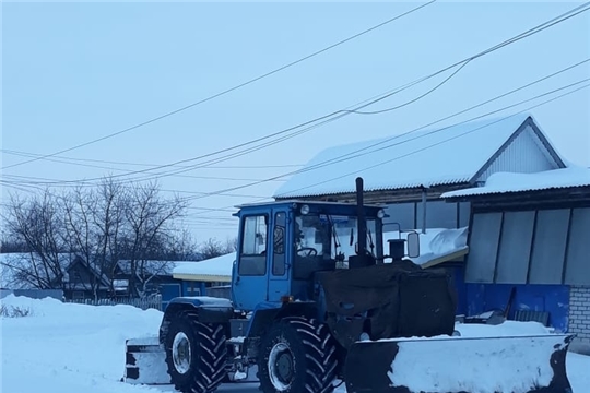 В Цивильском районе устраняют последствия  снегопада