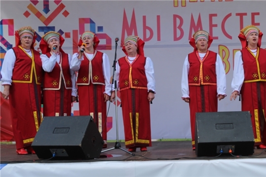 Народный вокальный ансамбль «Лейне» принял участие в Дне мордовской культуры в селе Напольное Порецкого района