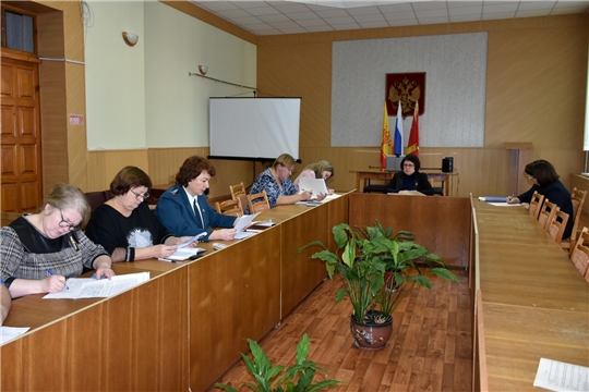 В администрации Алатырского района состоялось заседание Межведомственной комиссии по вопросам повышения доходов консолидированного бюджета