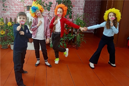 В рамках Года счастливого детства в Октябрьском СДК состоялась игровая программа