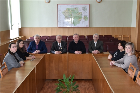 Члены нового состава Общественной палаты Алатырского муниципального округа приняли решение о начале процедуры отбора оставшихся пяти членов