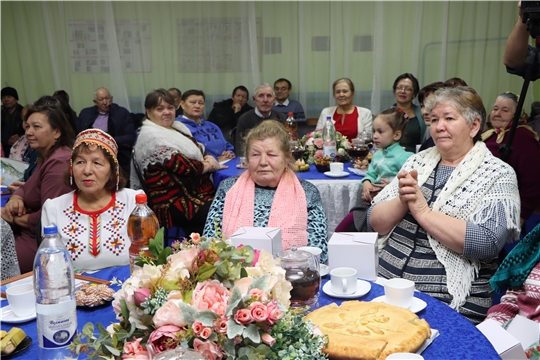 В Татмышском сельском клубе прошло мероприятие «О той, что жизнь дарует и тепло», посвященное Дню матери