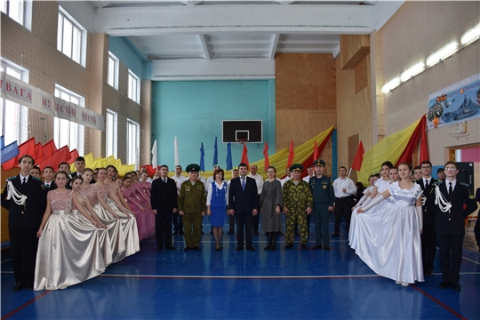 Глава Аликовского муниципального округа Морозов С.Н.  поздравил кадетов Чувашско-Сорминской школы