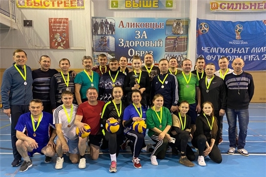Сегодня  состоялся традиционный турнир по волейболу на призы Собрания депутатов Аликовского муниципального округа