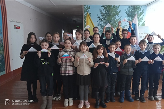 Обучающиеся МАОУ "Вотланская ООШ" приняли участие в акции "Письмо Защитнику Отечества"