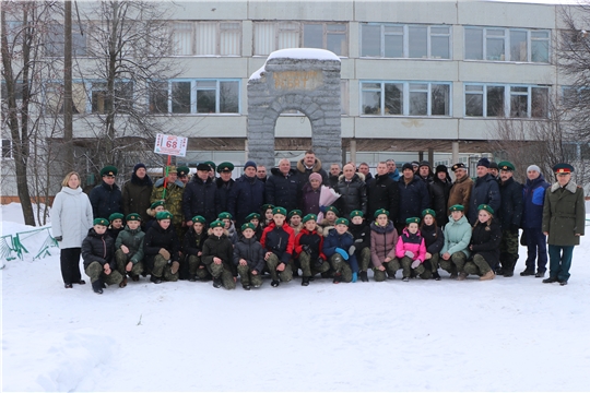 В честь вывода Советских войск из Афганистана состоялась торжественная церемония возложения цветов к памятнику воину-интернационалисту