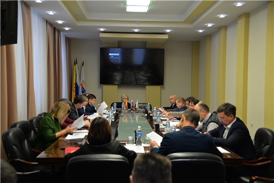 Народные избранники приступили к рассмотрению проекта бюджета города Чебоксары на 2023 год и на плановый период 2024 и 2025 годов