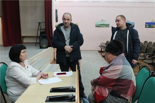 Депутаты городского Собрания продолжают проводить встречи с населением
