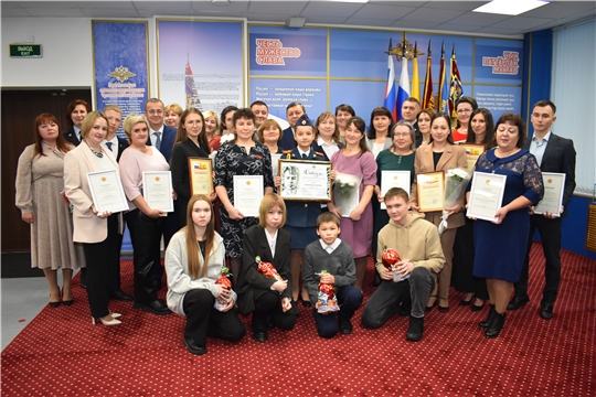 Состоялась церемония награждения победителей республиканского конкурса «Лучший общественный воспитатель несовершеннолетних Чувашской Республики 2022 года»