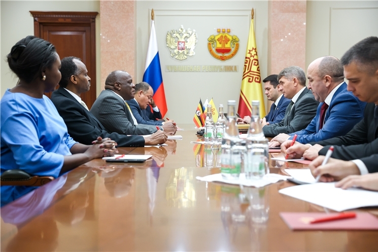 Чӑваш Ен Уганд Республикипе ĕҫлĕ ҫыхăнăва аталантарма палӑртать