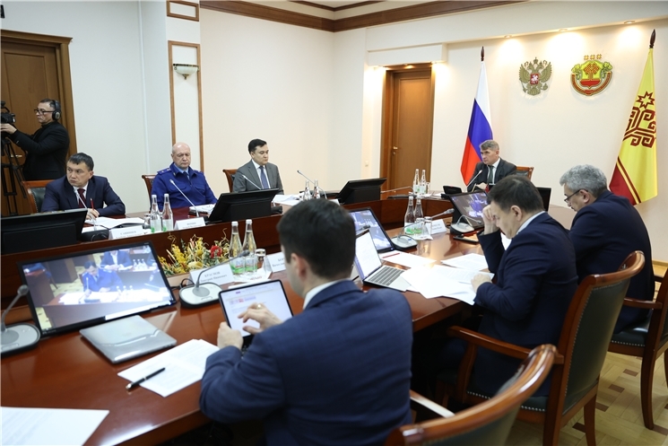 Чăваш Республикинче коррупципе кĕрешессине йĕркелекен комиссин черетлĕ ларăвне ирттернĕ