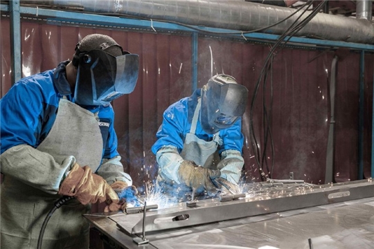 Чувашский производитель стальных дверей повысит производительность труда