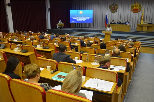 Вице-премьер Чувашии Дмитрий Краснов выступил на публичных слушаниях Госсовета 