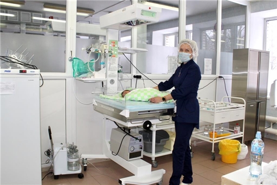 Чебоксарская ГЭС передала перинатальному центру медицинское оборудование для новорожденных
