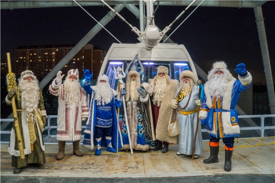 Первый всероссийский слет региональных Дедов Морозов в Москве