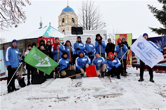 Студенческие отряды Чувашии помогают жителям районов в рамках всероссийской патриотической акции «Снежный десант»