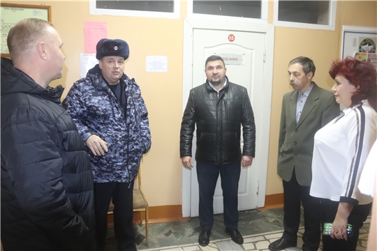 Внеплановая проверка защищенности образовательных организаций города Алатыря от террористических посягательств