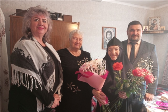 С 91-летием Н.А. Четыркину поздравил глава городской администрации Д.В. Трифонов