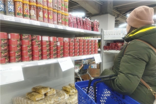 В Чебоксарах к новому году снизились цены на мясо, чай, масло и сгущёнку