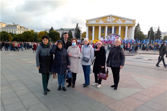 Своих не бросаем!