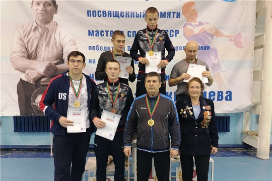 Открытый традиционный турнир по гиревому спорту памяти мастера спорта СССР и РСФСР Тахира Биккениева