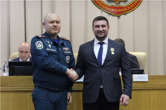 Медалью "За спасение погибающих на водах" был награжден президент Федерации Шахбокса Александр Салахутдинов!