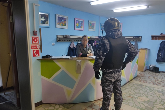 Тренировочные занятия по школе безопасности прошли в ЧДШИ №4