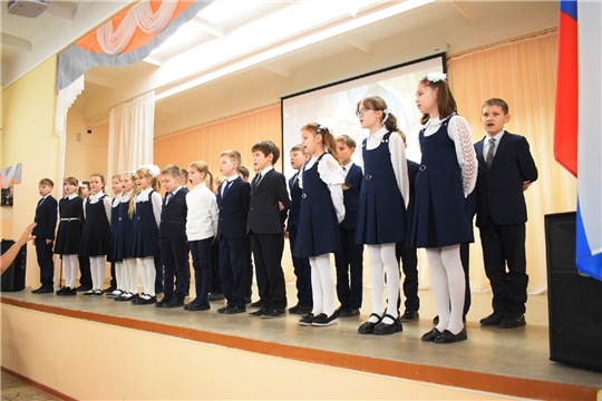 Учащиеся и педагоги ЧДМШ №5 организовали благотворительный концерт