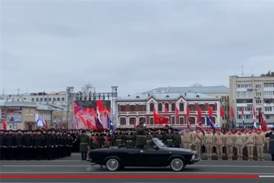 Кадеты приняли участие в Параде Памяти «Дорога Победы» в городе Самара // НТРК Чувашии. 2022.11.09.