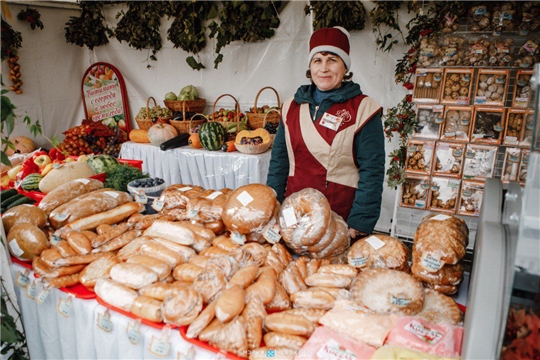 Чебоксарцы на ярмарке «Дары осени» купили 132 тонны сельхозпродукции