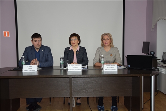 Сотрудники чебоксарских больниц ознакомились с актуальными темами Единого информационного дня