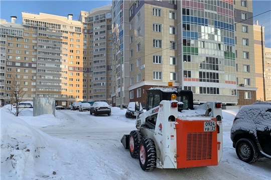 Работники жилищно-коммунального хозяйства г. Чебоксары приступили к уборке снега