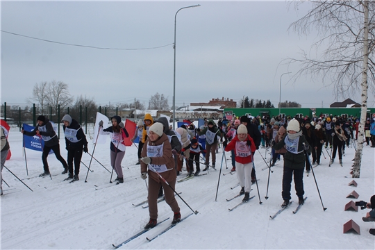 Настоящим праздником спорта и здоровья в Канаше стала Всероссийская массовая лыжная гонка «Лыжня России - 2023»