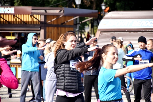 Олег Николаев Шупашкарти пӗрремӗш ҫурма марафона хутшӑннӑ