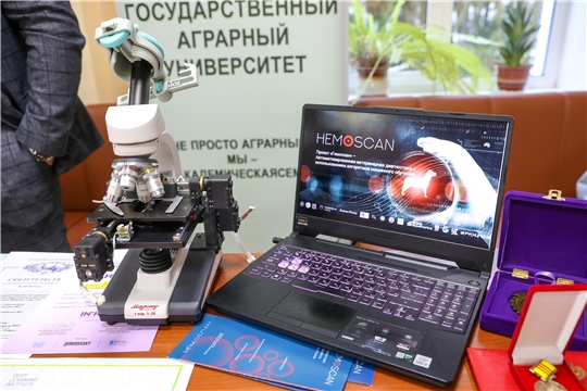 Олег Николаев встретился с молодыми учеными Чувашии