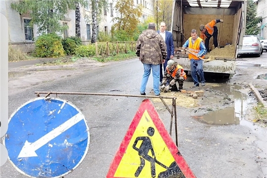 В Шумерле за счет средств дорожного фонда республики заасфальтируют улицу Урукова